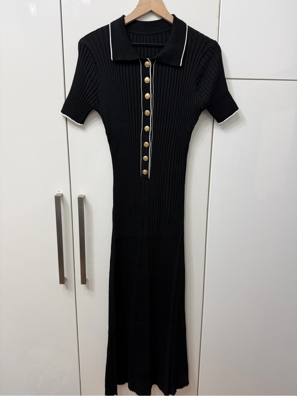 Elegant Black Ribbed Polo Midi Dress with Gold Buttons